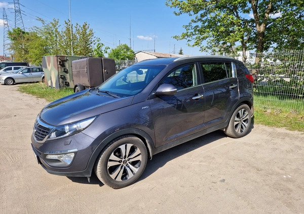 Kia Sportage cena 47800 przebieg: 222000, rok produkcji 2012 z Szczawnica małe 92